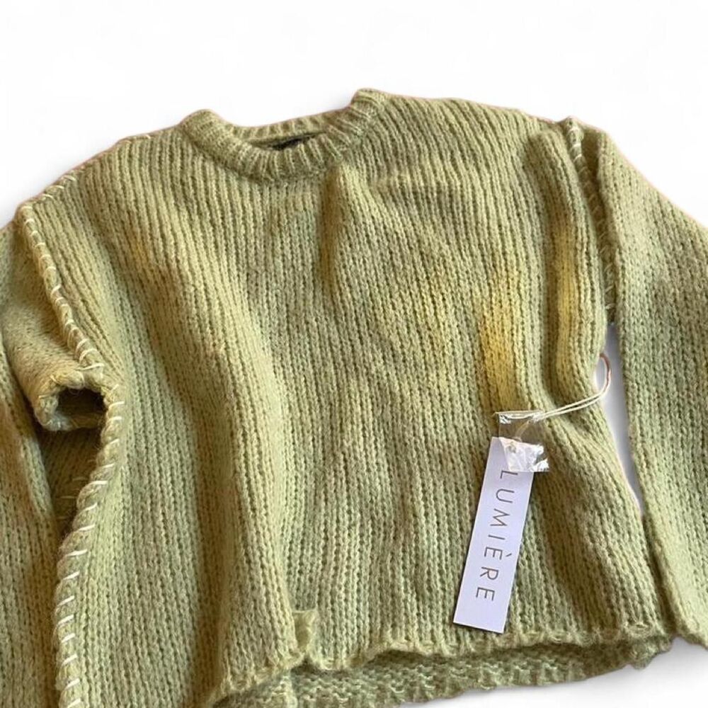 Lumiere Women's Green Jumper